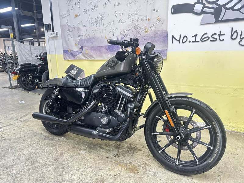二手哈雷戴维森Iron883 硬汉