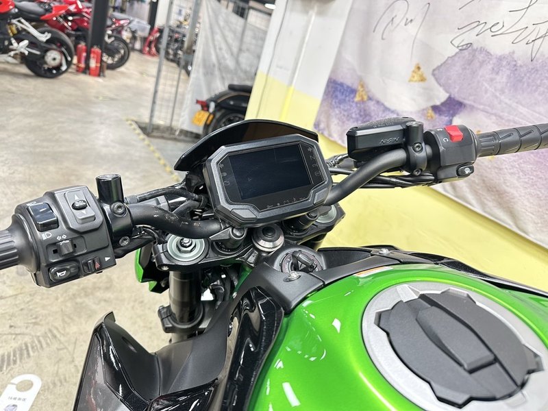 二手川崎Z900