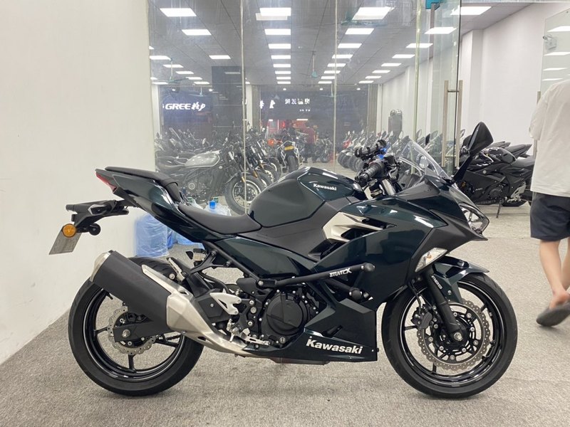 二手川崎Ninja 400