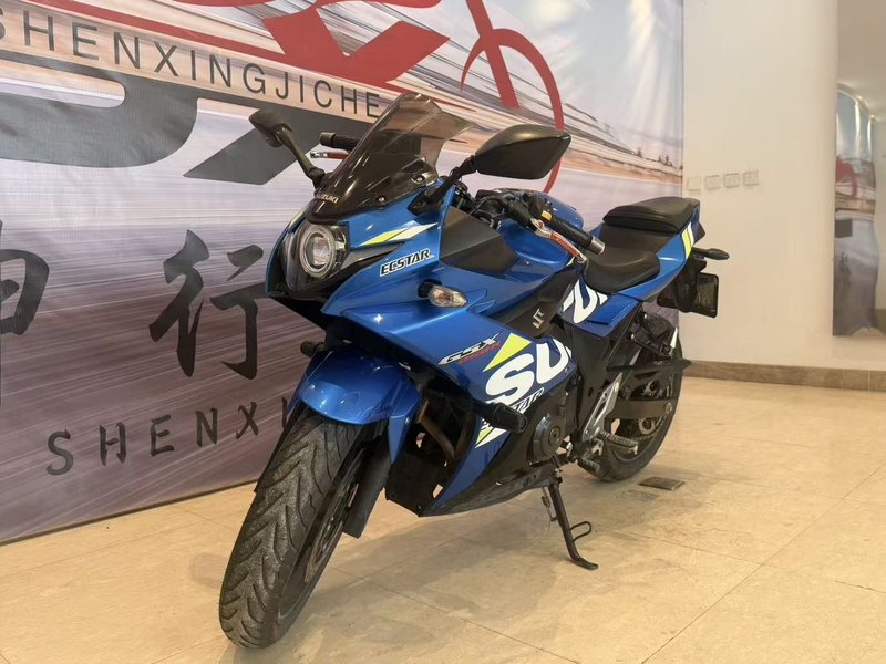 二手豪爵铃木GSX250R