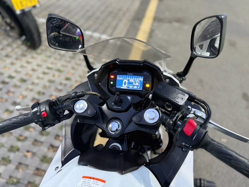 二手豪爵铃木GSX250R