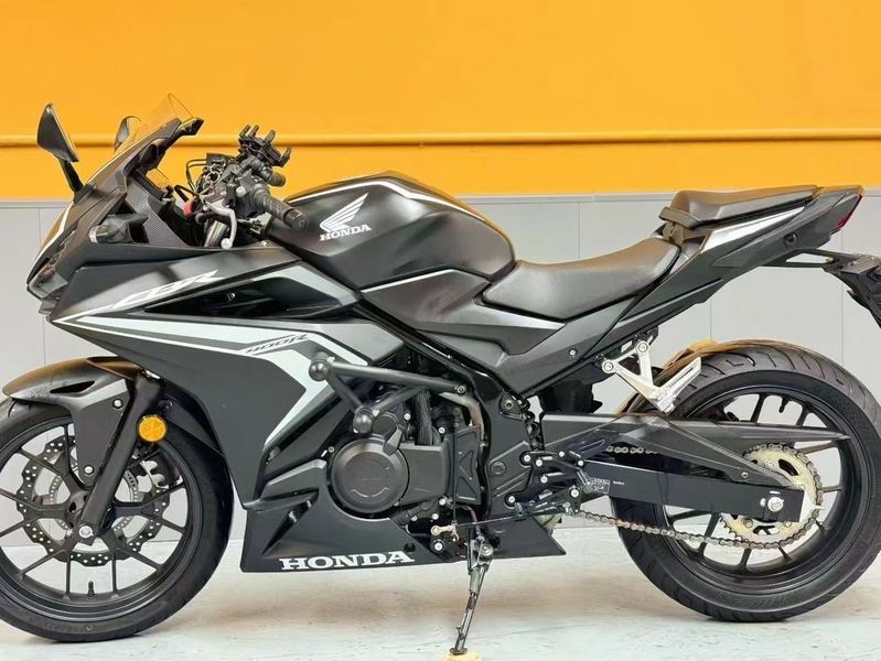 二手本田CBR400R