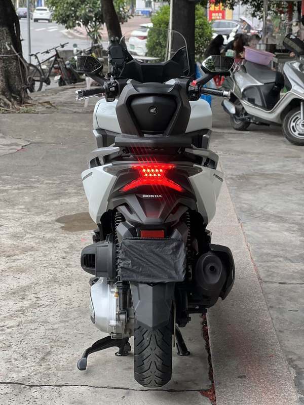 二手本田NSS350(进口)