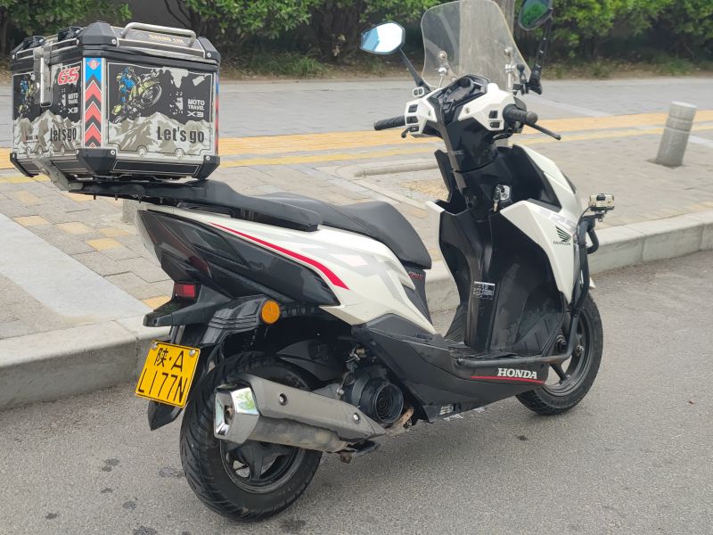 二手新大洲本田裂行 RX125Fi