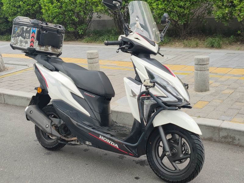 二手新大洲本田裂行 RX125Fi