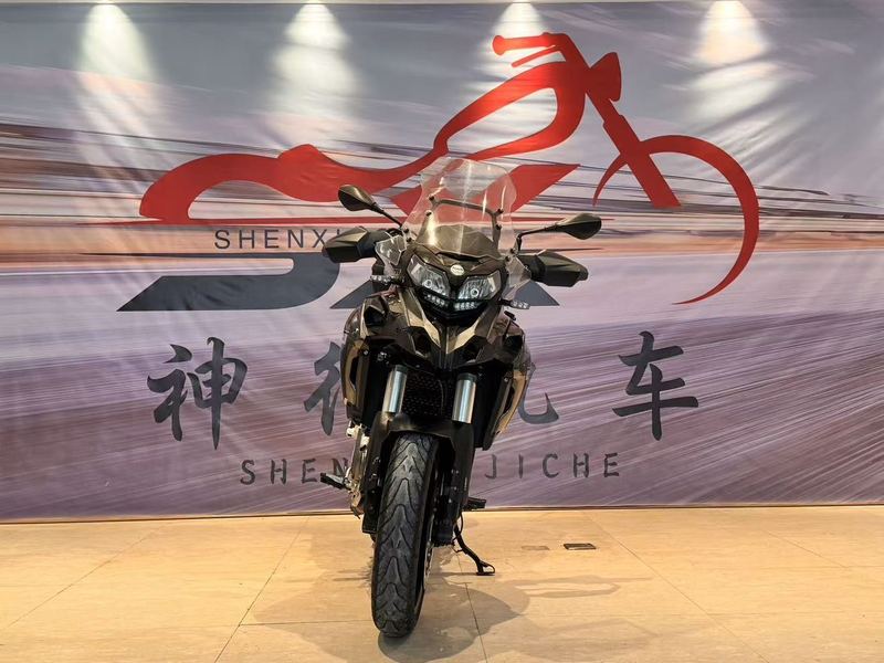 二手贝纳利金鹏 TRK502