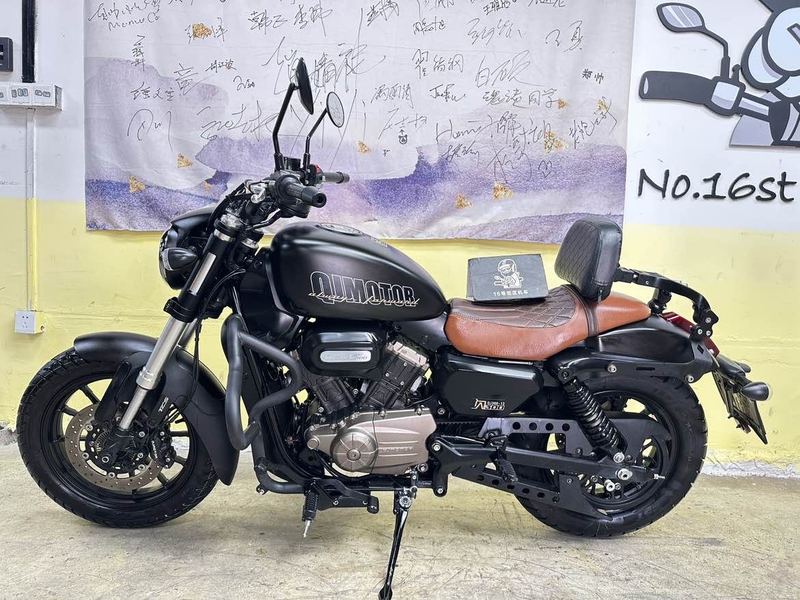 二手QJMOTOR闪300