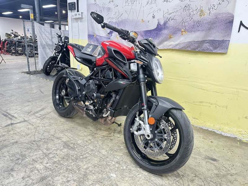 二手奥古斯塔Dragster 800