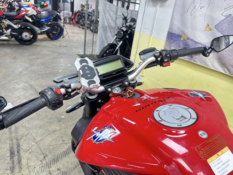 二手奥古斯塔Dragster 800