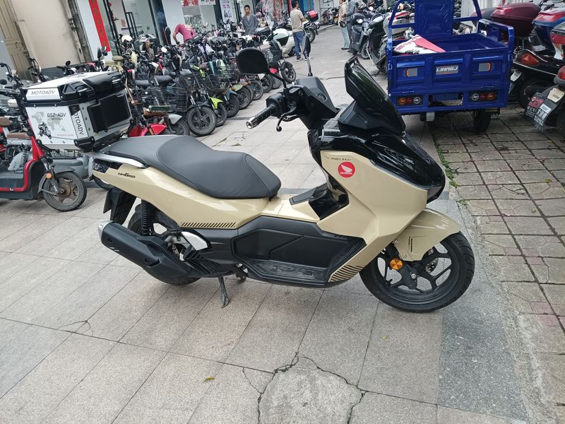 二手五羊本田NWG150