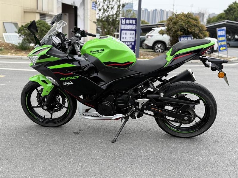 二手川崎Ninja 400