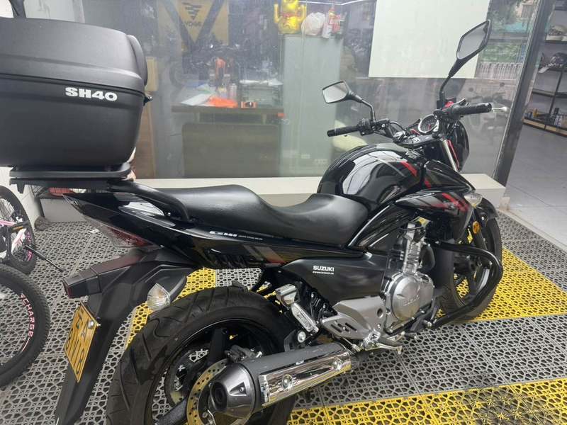 二手豪爵铃木骊驰 GW250