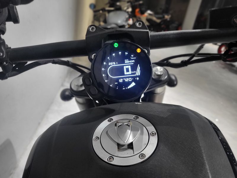 二手奔达Rock300 灰石