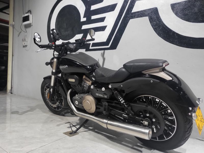 二手奔达Rock300 灰石