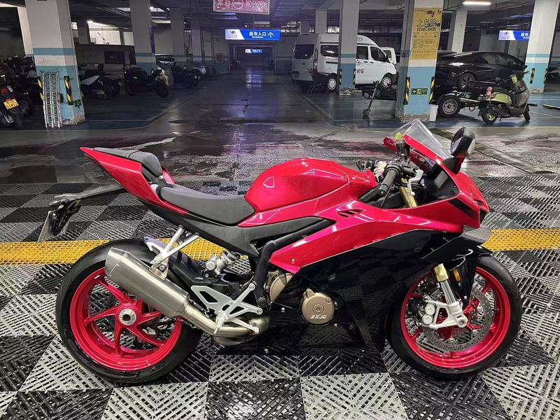 二手张雪机车500RR