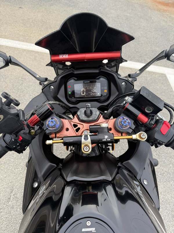 二手豪爵铃木GSX250R