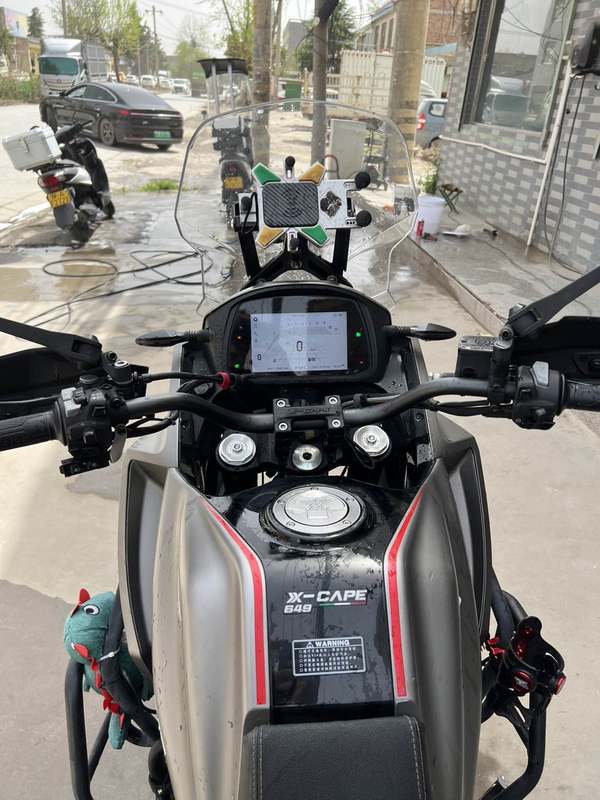 二手摩托莫里尼X-Cape 650