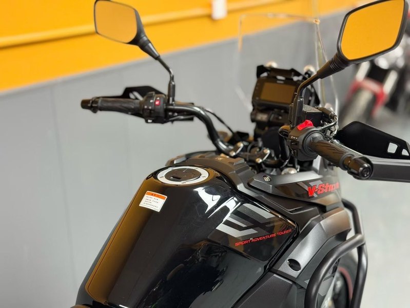 二手豪爵铃木DL250