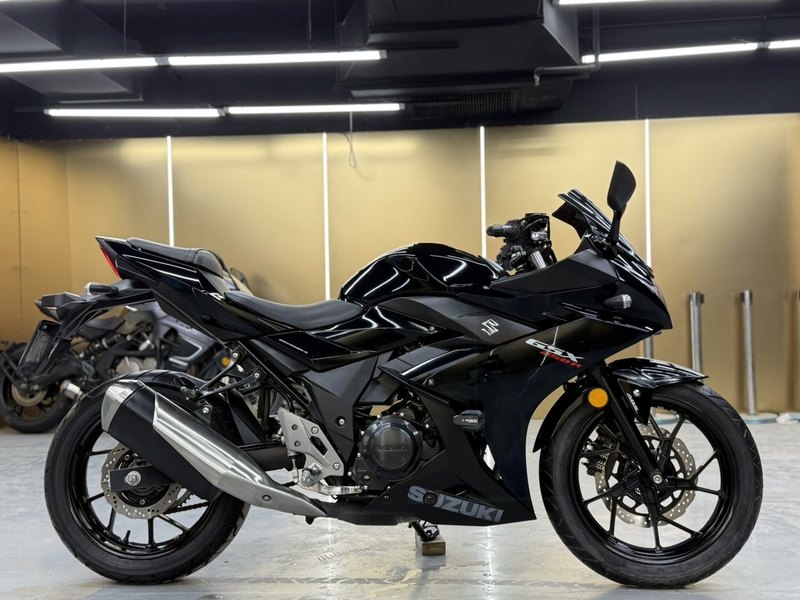二手豪爵铃木GSX250R
