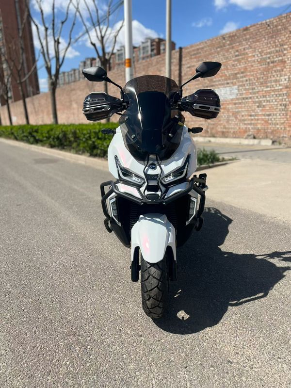 二手三阳哈士奇 Husky ADV150