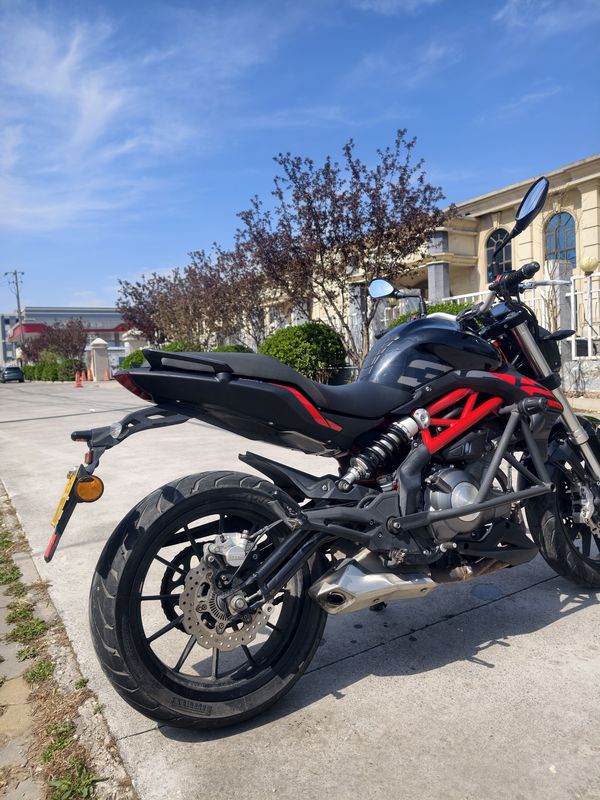 二手贝纳利蓝宝龙 BN302S