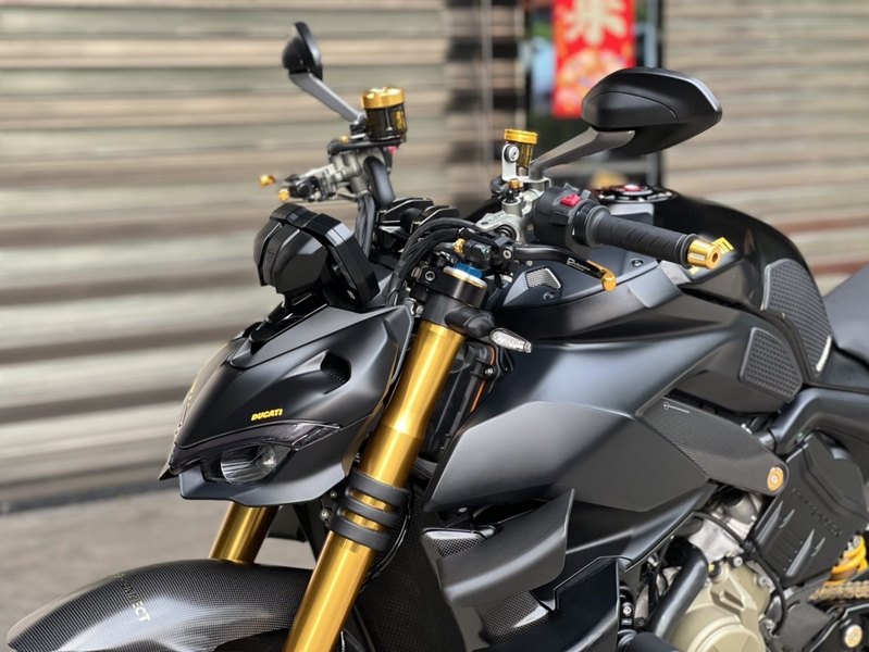 二手杜卡迪Street Fighter V4