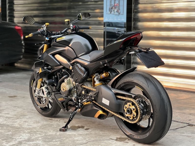 二手杜卡迪Street Fighter V4