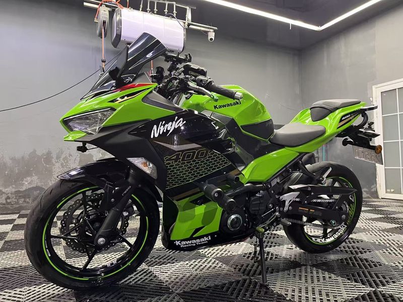 二手川崎Ninja 400