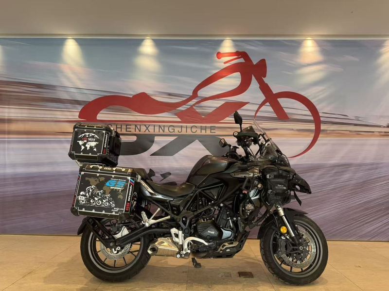 二手贝纳利金鹏 TRK502