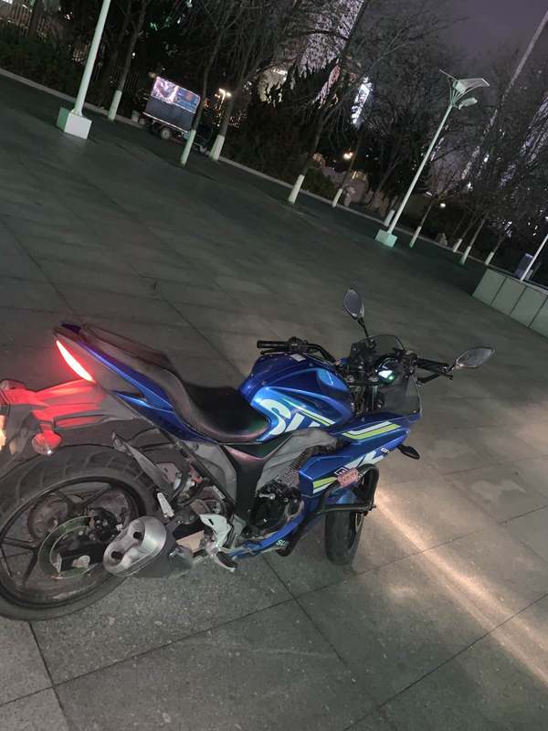二手济南铃木极客飒 Gixxer 155