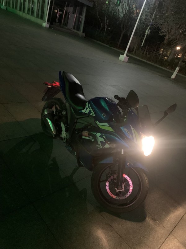 二手济南铃木极客飒 Gixxer 155