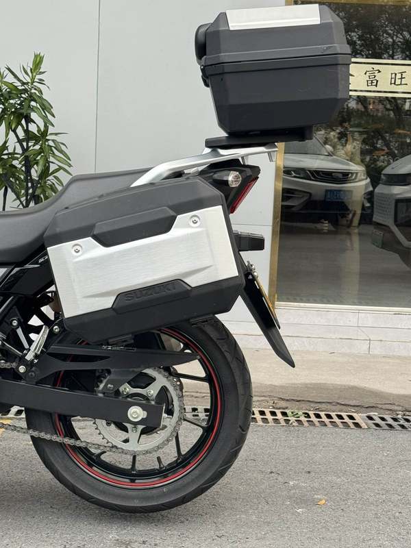 二手豪爵铃木DL250