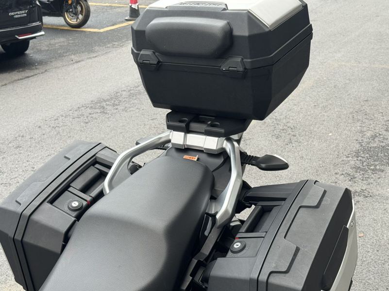 二手豪爵铃木DL250