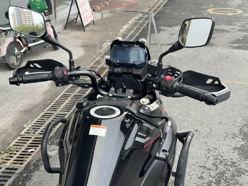 二手豪爵铃木DL250