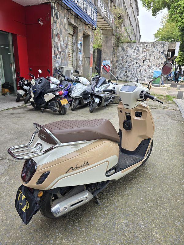 二手新大洲本田NS125LA