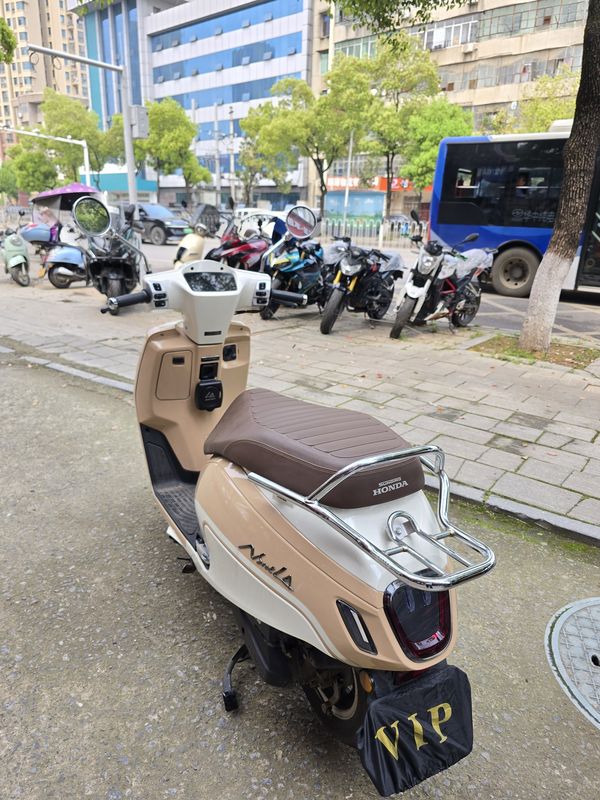 二手新大洲本田NS125LA