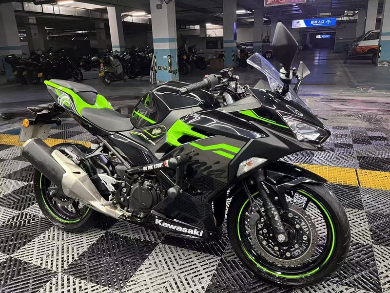 二手川崎Ninja 400