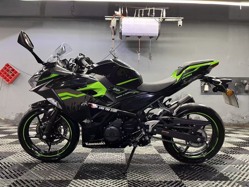 二手川崎Ninja 400