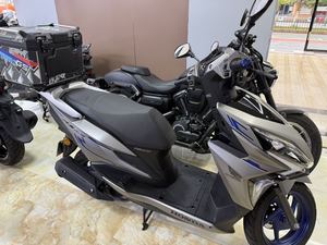 二手新大洲本田裂行 RX125Fi