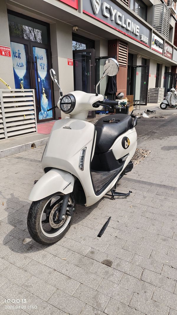 二手新大洲本田NS125LA