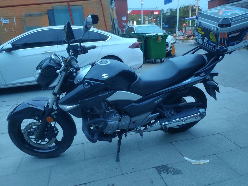 二手豪爵铃木骊驰 GW250