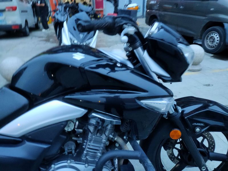 二手豪爵铃木骊驰 GW250