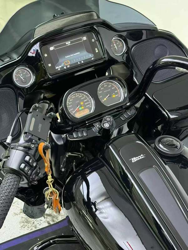 二手哈雷戴维森公路滑翔 Road Glide