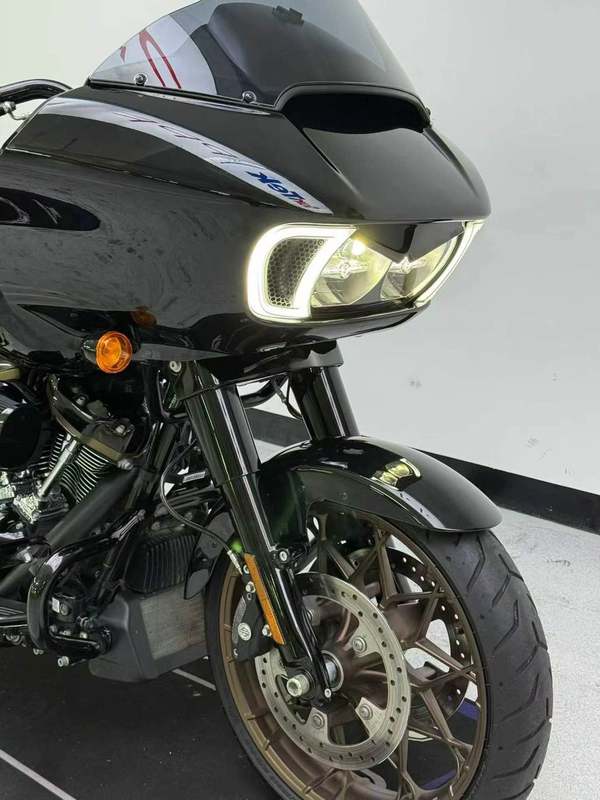 二手哈雷戴维森公路滑翔 Road Glide