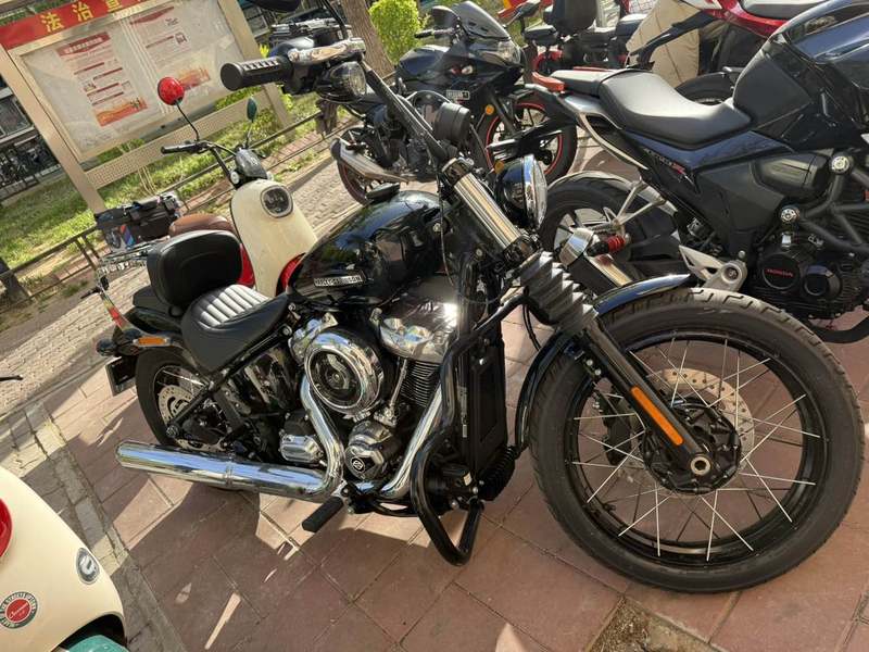 二手哈雷戴维森街霸 Street Bob