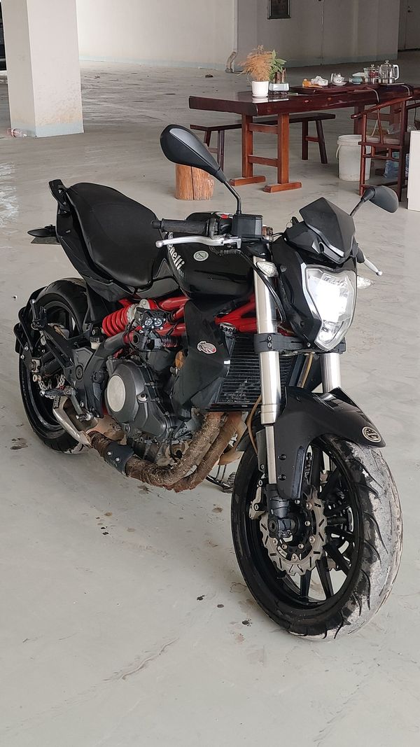 二手贝纳利蓝宝龙 BN302S