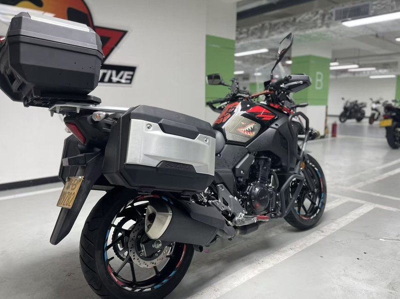 二手豪爵铃木DL250