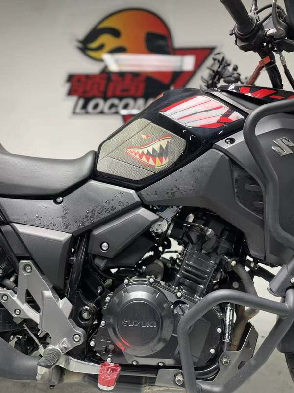 二手豪爵铃木DL250