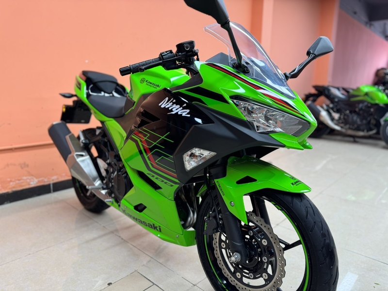 二手川崎Ninja 400