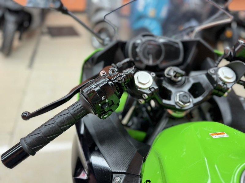 二手川崎Ninja 400